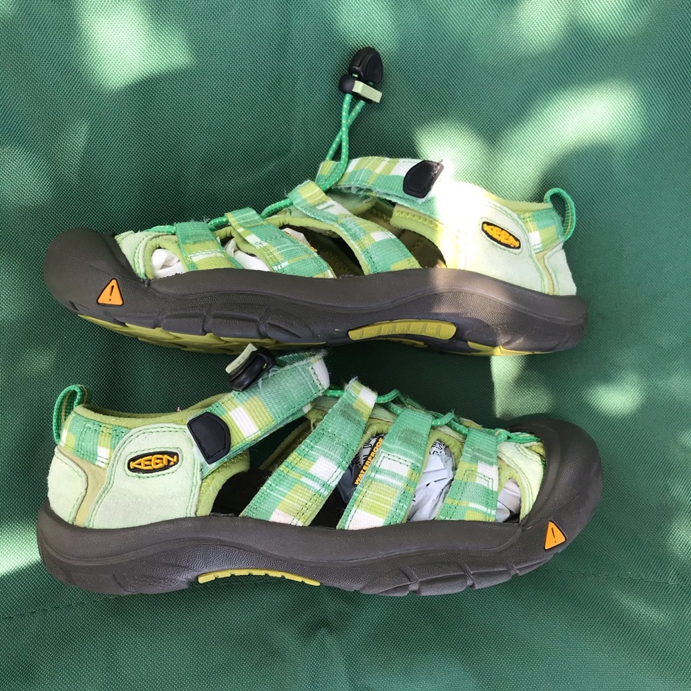 Keen Sandals Size 5